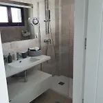 Casa *